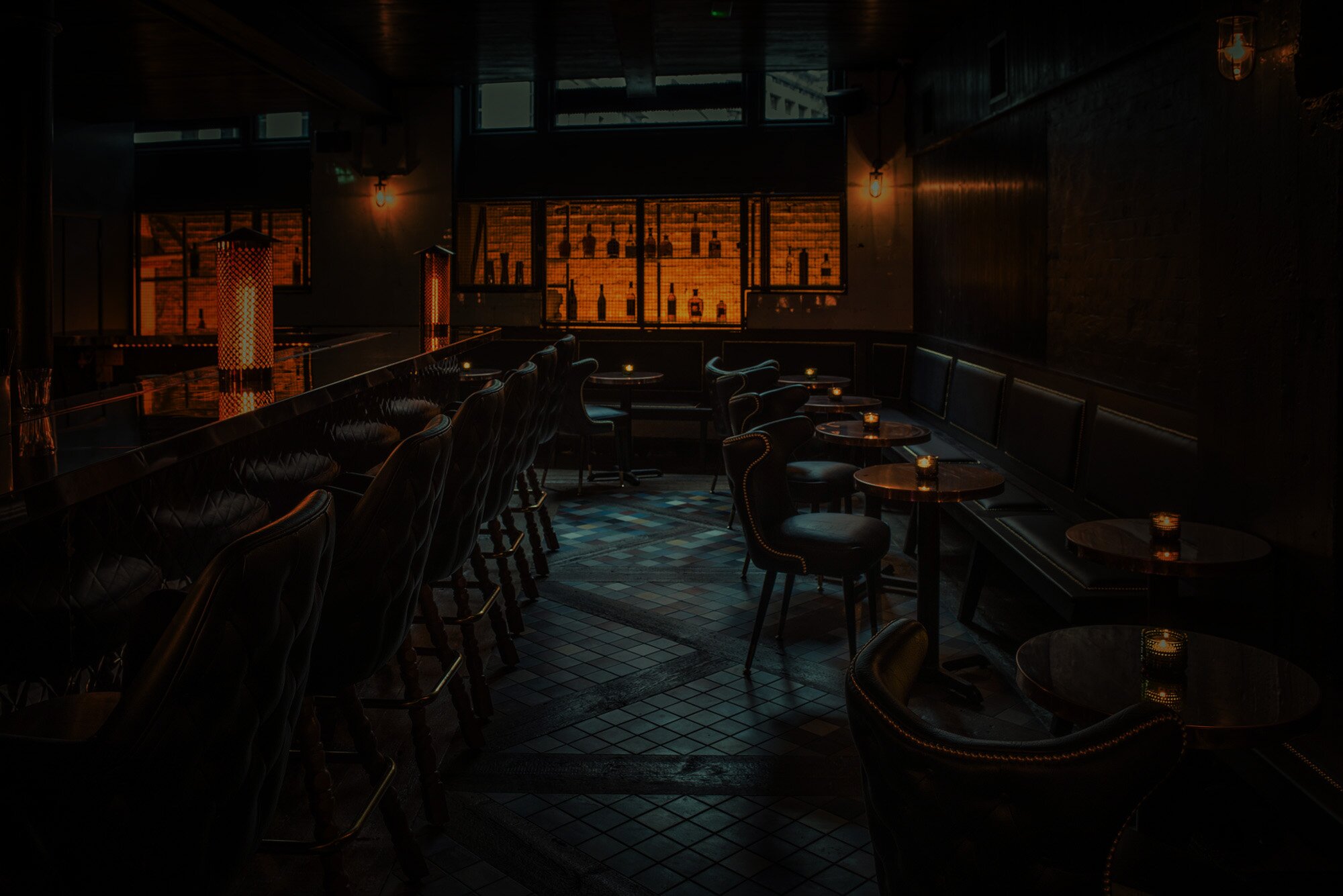 A 5cc London cellar bar